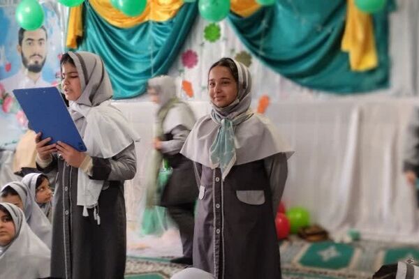 جشن دهه فجر و اعیاد شعبانیه در مدارس ناحیه دو شهرری 