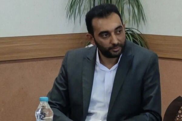 فقر نباید استعداد یک دانش‌آموز را از جامعه بگیرد