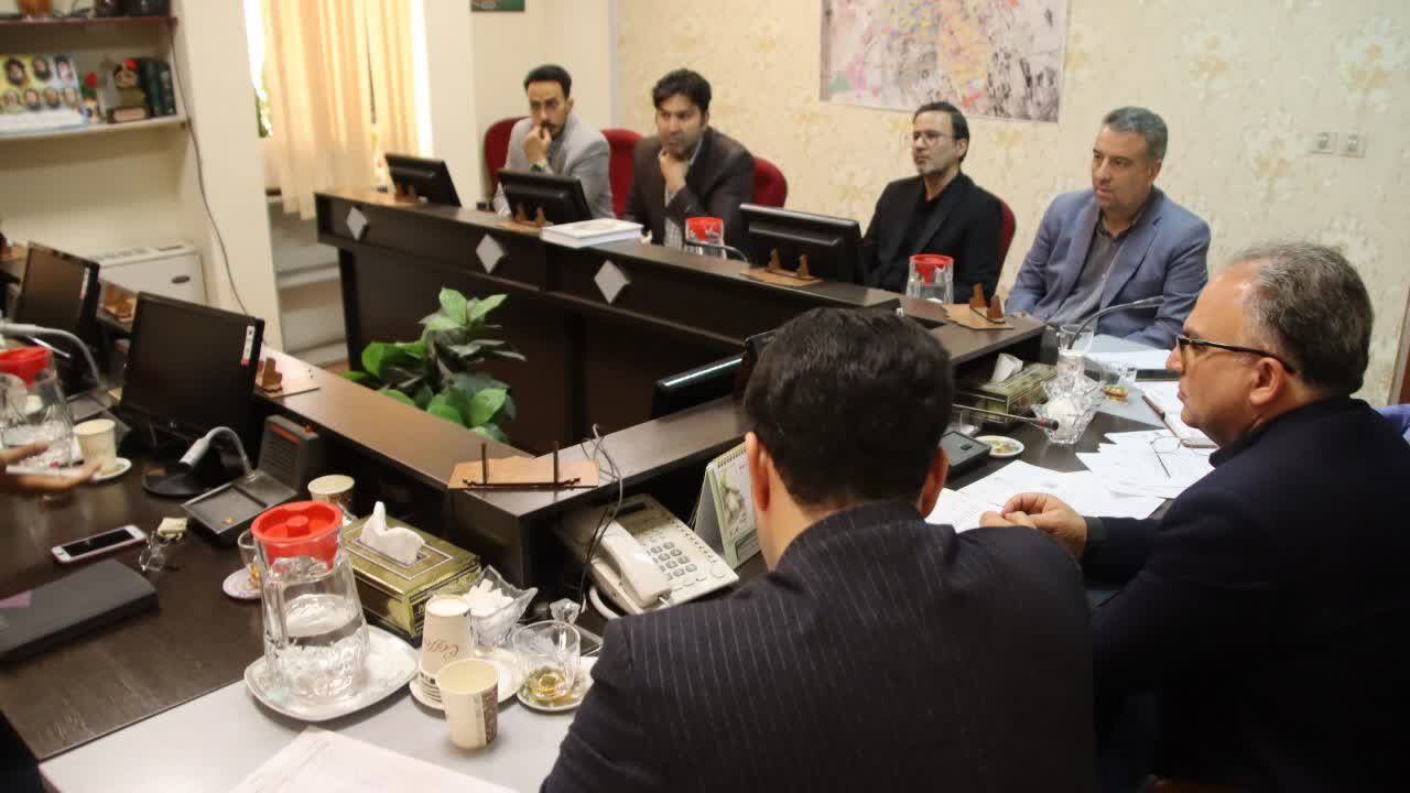 تأکید فرماندار سمنان بر تسریع در روند بازسازی بناهای تاریخی و آموزشی شهرستان