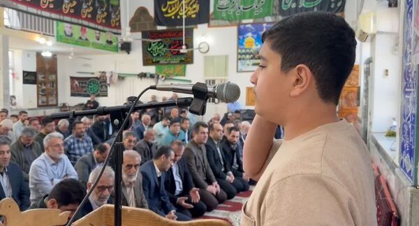 شکوه بندگی در نماز عید فطر گلوگاه