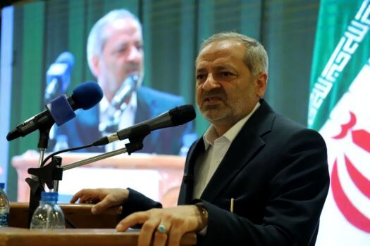اجازه نمی‌دهم حق هیچ معلمی ضایع شود