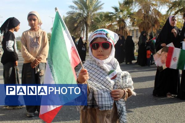 حماسه‌آفرینی فرهنگیان و دانش‌آموزان کهنوجی در جشن سالگرد انقلاب اسلامی