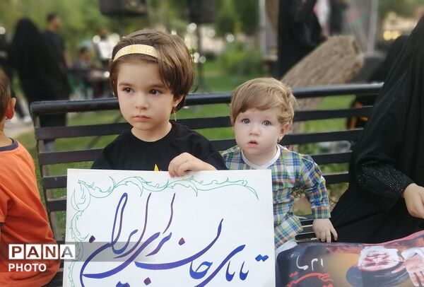 آیین وداع با رهبر شهید انقلاب در بام ایران