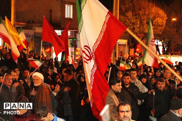 اتحاد و همبستگی شیر زنان و مردان غیور ایرانی در سراسر ایران 