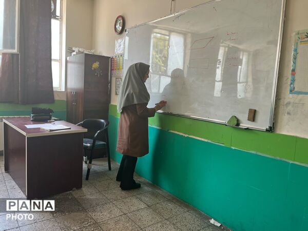 یک مرور، یک قدم جلوتر