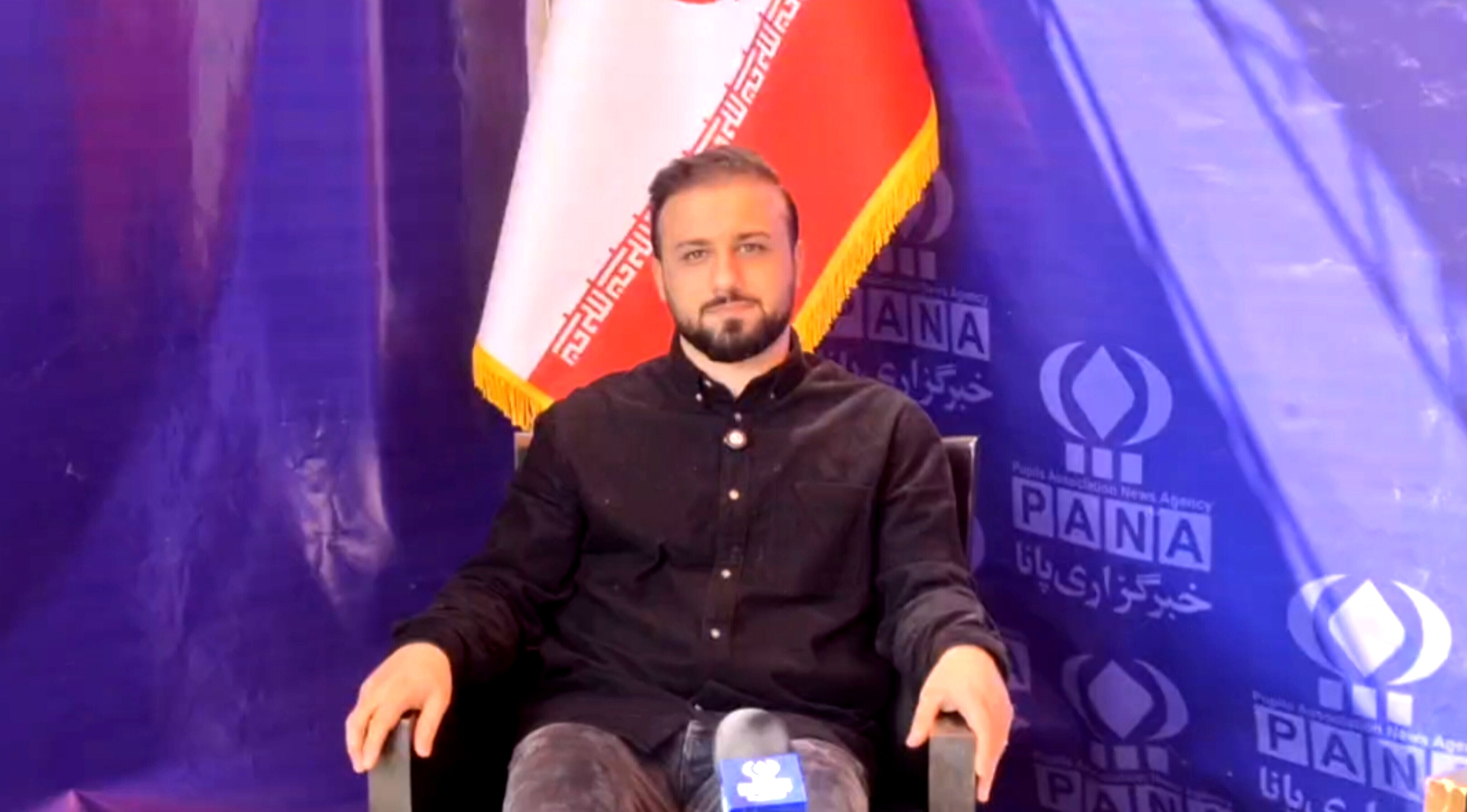 نوجوانان، ستون آینده انقلاب اسلامی هستند