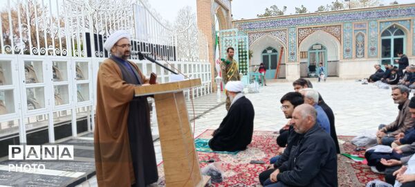 نماز جمعه در شهرستان کاشمر 