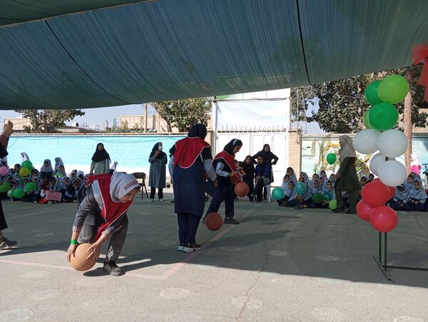 المپیاد ورزشی در دبستان ناهید نخودی