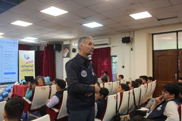 افتتاحیه اردوی ملی خبرنگار مسئله‌محور پانا پسران