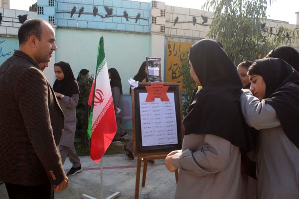 انتخابات شورای دانش‌آموزی در دبیرستان مائده گلوگاه