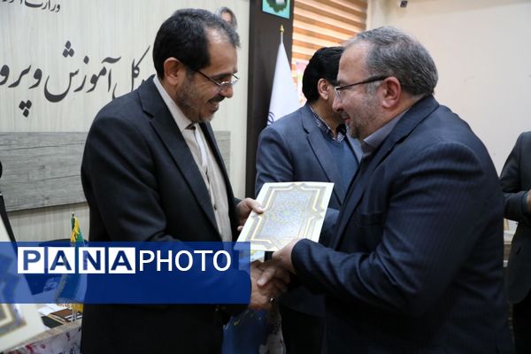 مسئولان جدید عدالت تربیتی همدان منصوب شدند؛ حرکت قرارگاه‌های جهادی با حکم مدیرکل