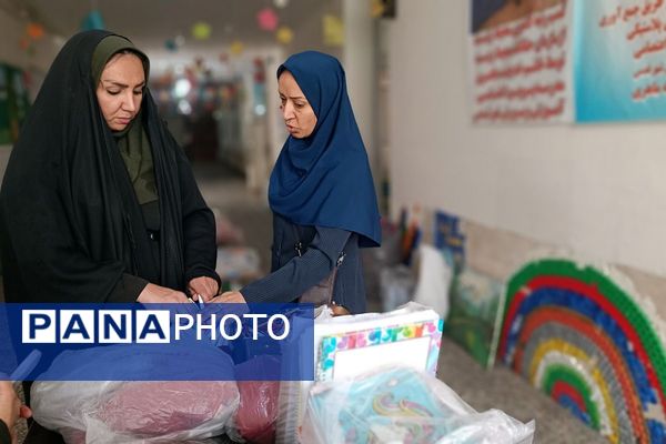 بازدید کارشناس مسئول سلامت و تندرستی آموزش و پرورش شهرستان قدس، از دبستان پروین، در جایگاه یک خانه محیط زیستی