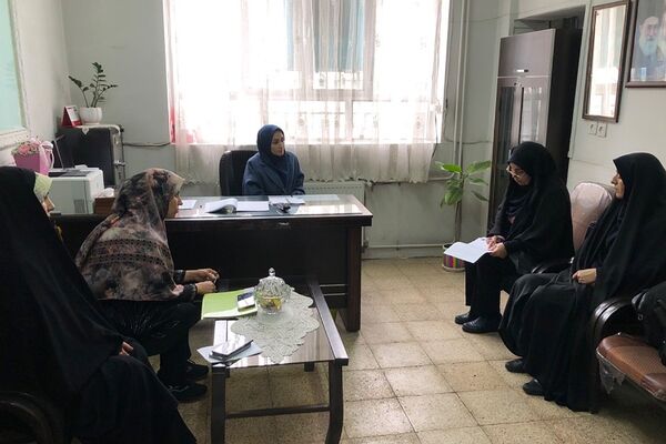 بازدید سرگروه کیفیت بخشی فعالیت‌های پرورشی از مدارس ناحیه دو شهرری 