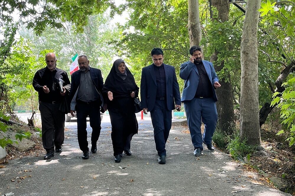 بازرسی مکان برگزاری رقابت‌های ورزش دانش‌آموزی در منطقه رودهن توسط مسئولان اداره‌کل شهرستان‌های تهران