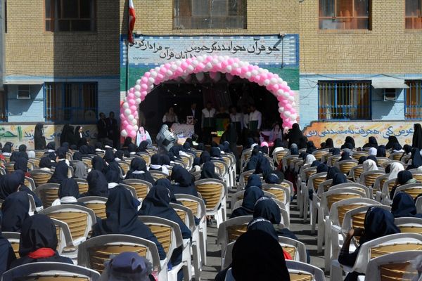 برگزاری مراسم باشکوه به‌مناسبت دهه کرامت در بهارستان‌ 2