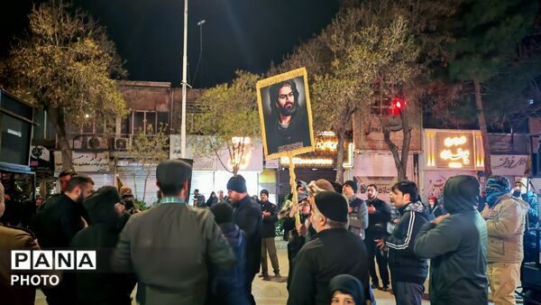 عزاداران علوی در کف خیابان های نیشابوری زنجیر زنی کردند