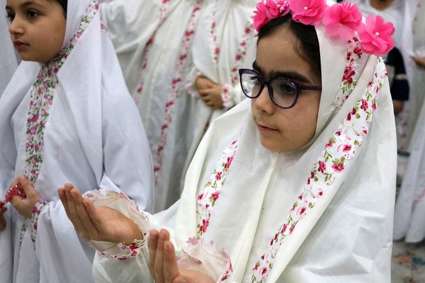 جشن فرشته‌ها، جشن بندگی 