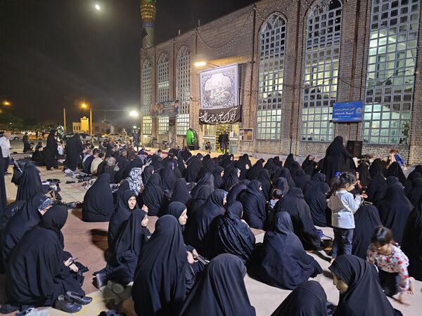 مراسم گرامیداشت شهدای خدمت و سال‌روز آزادسازی خرمشهر در مسجد امام حسین(ع) نیشابور
