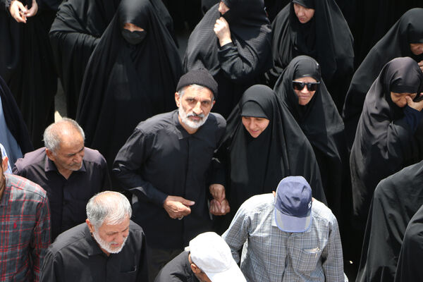 راهپیمایی نمازگزاران جمعه قم در محکومیت جنایات اردوگاه «النصیرات»