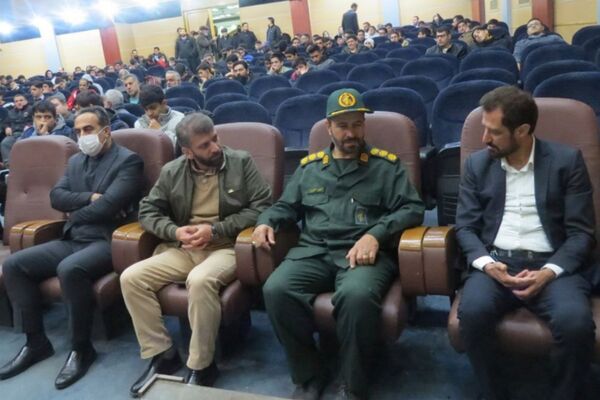 دانش آموزان پسر ناحیه یک شهرری راهی سرزمین های نور شدند