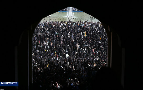 نماز جمعه تهران به امامت مقام معظم رهبری