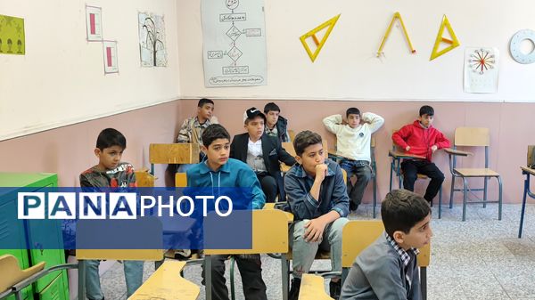 حضور پرشور دانش آموزان قرآن‌خوان ملارد در چهل و سومین دوره مسابقات قرآن عترت و نماز 