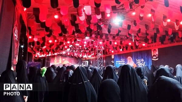 شب‌های بی‌قراری ماه محرم در کنار شهدای گمنام و در سوگ سید و سالار شهیدان 