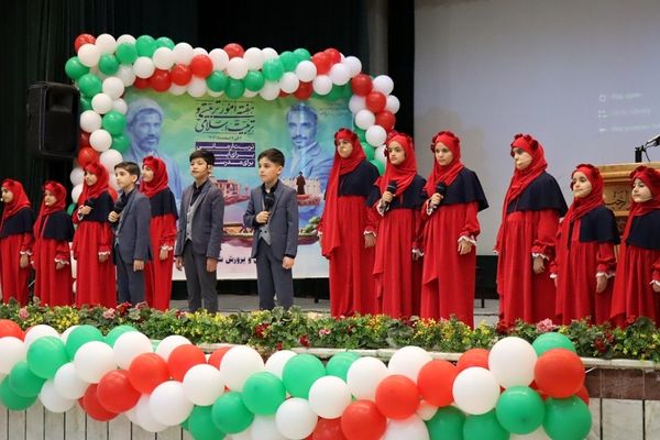 معاونان و مربیان امور تربیتی پیشتازان عرصه تعلیم و تربیت