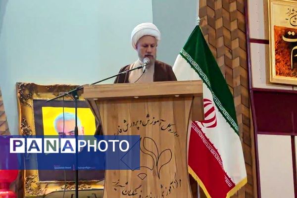  آیین بزرگداشت «شهیدمعلم حسین بابری» با حضور وزیر آموزش و پرورش