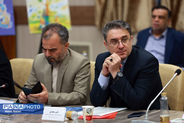 نشست خبری معاون پرورشی و فرهنگی وزیر آموزش‌وپرورش