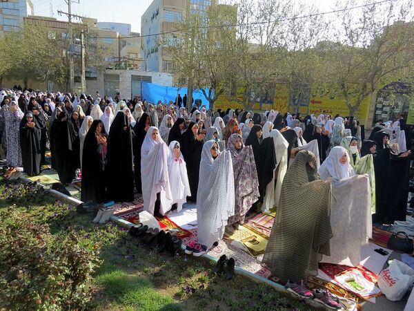 اقامه نماز عید فطر در شهرستان بجنورد 
