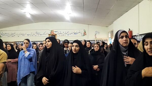 اولین جلسه انجمن اولیا و مربیان در دبیرستان دخترانه صدیقه یک