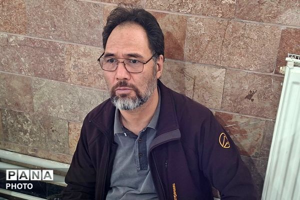 همایش آموزش خانواده با عنوان دانش‌آموزان و فضای مجازی در ناحیه دو شهرری