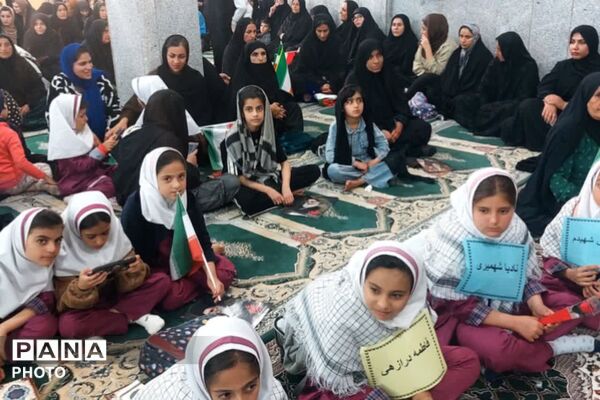 هم‌صدایی دانش‌آموزان قلعه‌رئیسی برای پرواز شهدای میناب