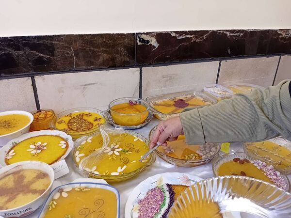 جشنواره شله زرد به مناسبت هفته بهداشت روان در مدرسه مادرمهربان خلیل آباد