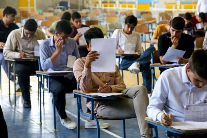امتحانات باقی‌مانده دبیرستان معلم ساوجبلاغ از سر گرفته شد