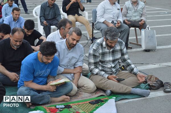 مراسم طلب آمرزش در روز عرفه، از زبان امام حسین «ع» در شهر امیریه