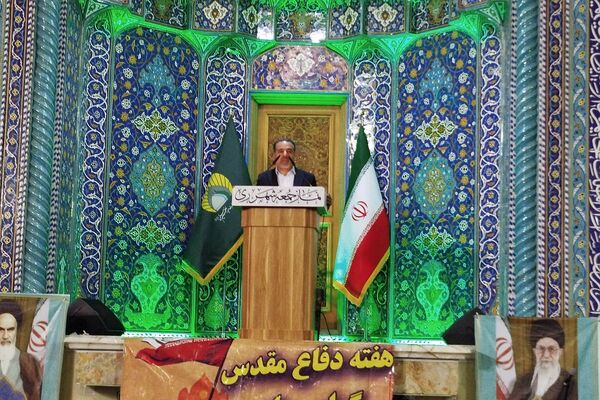 حضور فرهنگیان ناحیه دو شهرری در نماز جمعه 