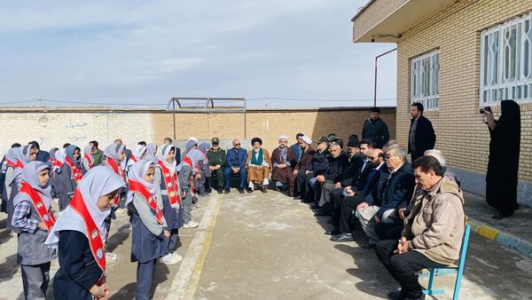 مراسم  یاوران انقلاب و افتتاح نمازخانه خیرساز در دبستان بنیاد برکت باخرز