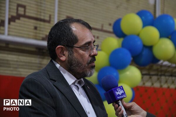 آغاز مسابقات ورزشی دانش‌آموزان پسر منطقه ۴ کشور در همدان