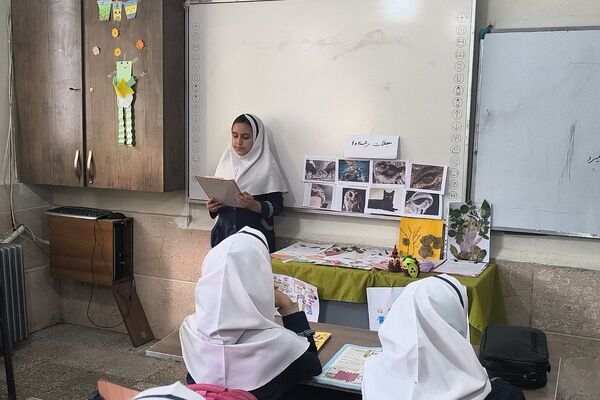 طنین هفته کتاب در دبستان وحیدکیهانی