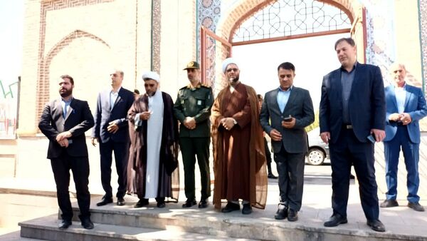 مراسم غبارروبی و عطرافشانی مزار مطهر شهدای اهر به‌مناسبت هفته دولت 