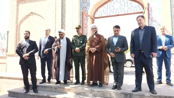 مراسم غبارروبی و عطرافشانی مزار مطهر شهدای اهر به‌مناسبت هفته دولت 