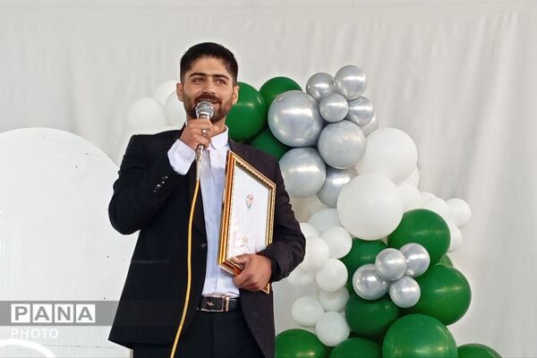 آغاز مسیر نور؛ قاب‌هایی از جشن تکلیف دختران شهرستان بن