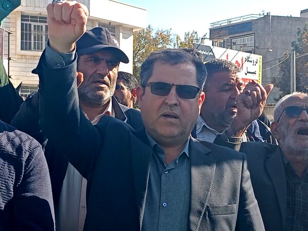 شهید گمنام در کاشمر تشیع شد