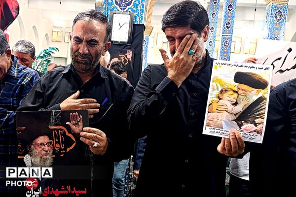 مراسم جاماندگان تشییع رهبر شهید در اسلام آباد غرب
