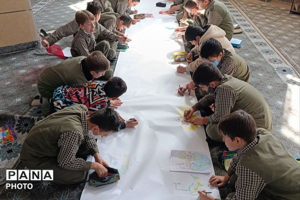  نمایشگاه دستاوردها و دلنوشته‌ها برای مربیان به مناسبت هفته امور تربیتی