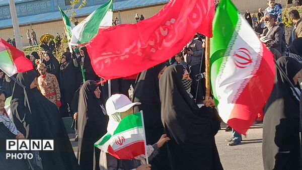 رزمایش جان‌فدای ایران با محوریت فرهنگ امام رضایی در شهرکرد 