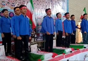  چهلمین روز یادبود دانش‌آموزان شهید شجره‌طیبه در جغین رودان