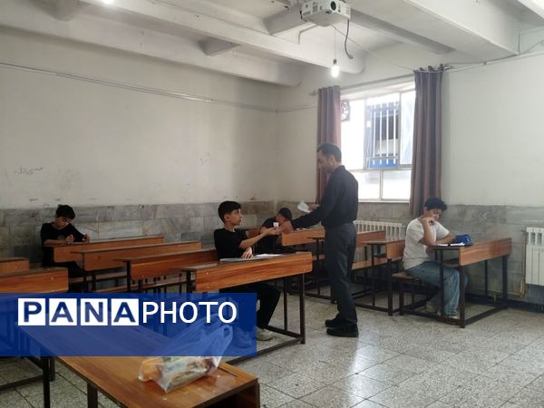  مصاحبه دانش آموزان ورودی هفتم دبیرستان نمونه دانش کاشمر